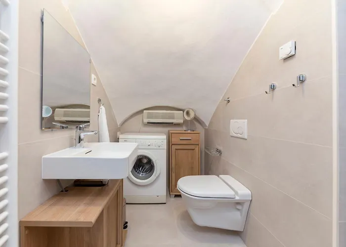 Apartman By The Walnut Tree